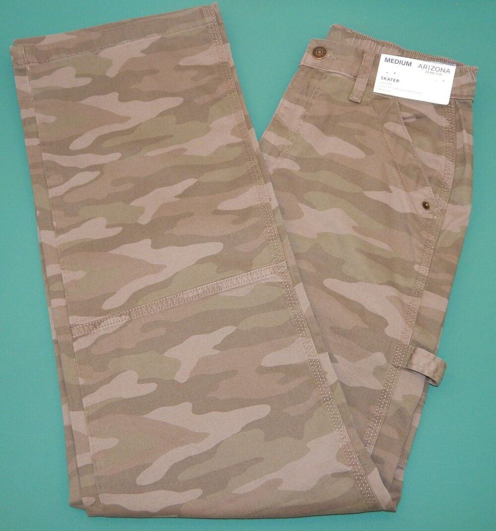 Arizona Jeans Women's MEDIUM Skater High Rise Slouchy Hip Camo Wide Leg Pants
